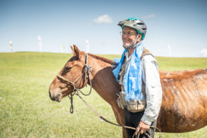 Wyoming native Bob Long wins worlds longest horse race on the back of local Mongolian horses