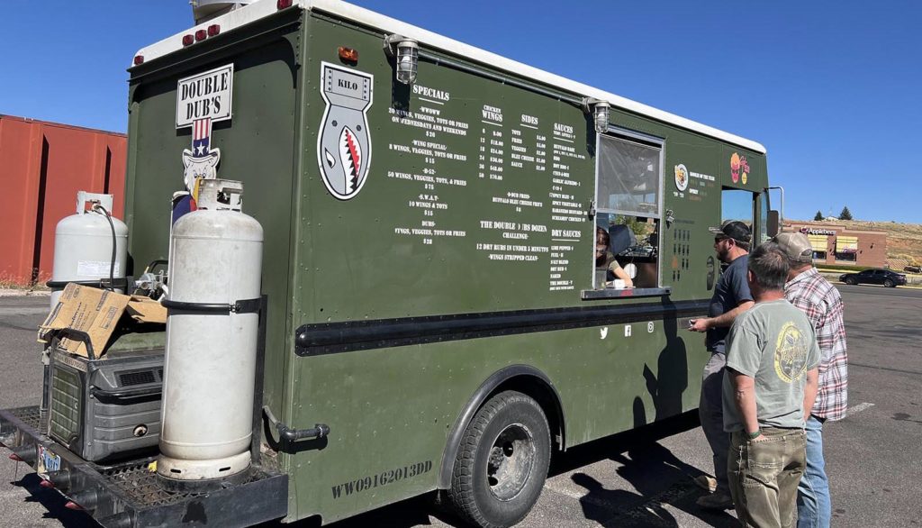 World Champs! Laramie's Weitzels Wings Sells 48,083 Wings In 24 Hours,  Shattering 2 World Records