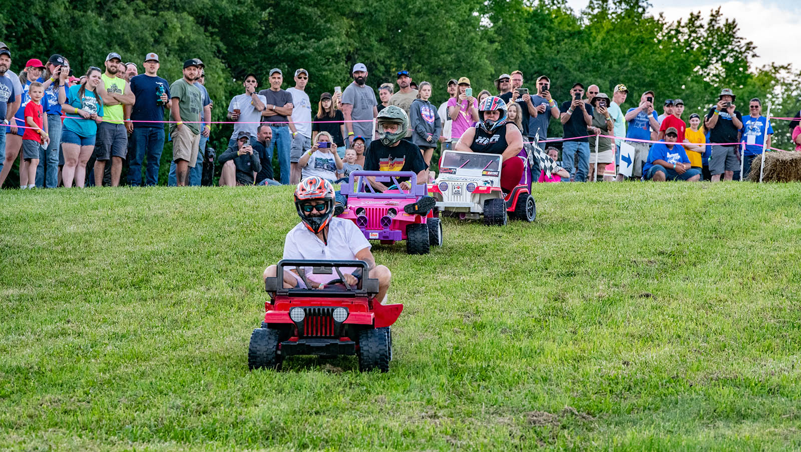 Barbie store jeep racing